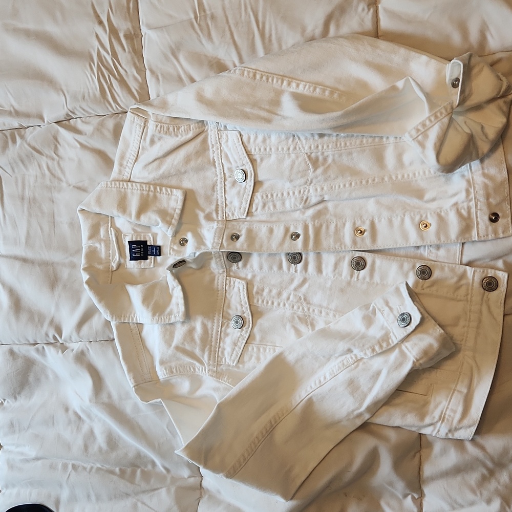 Girls white GAP denim jacket